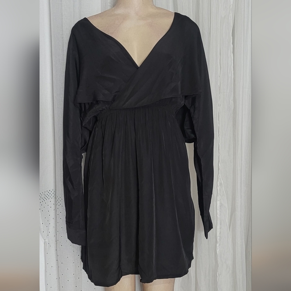 Zeagoo Black V-Neck Dress
